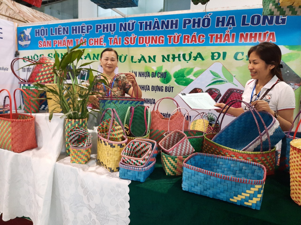 Hội LH PN Thành phố: Thúc đẩy các hoạt động giảm thiểu rác thải nhựa, vì môi trường sống xanh